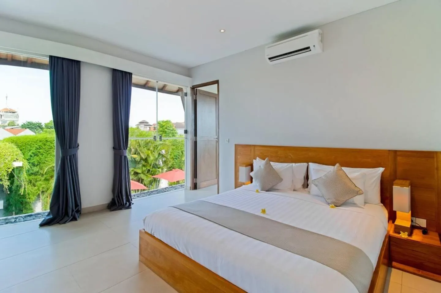 Villa Miro - Luxury, 3 Bed, Central Seminyak