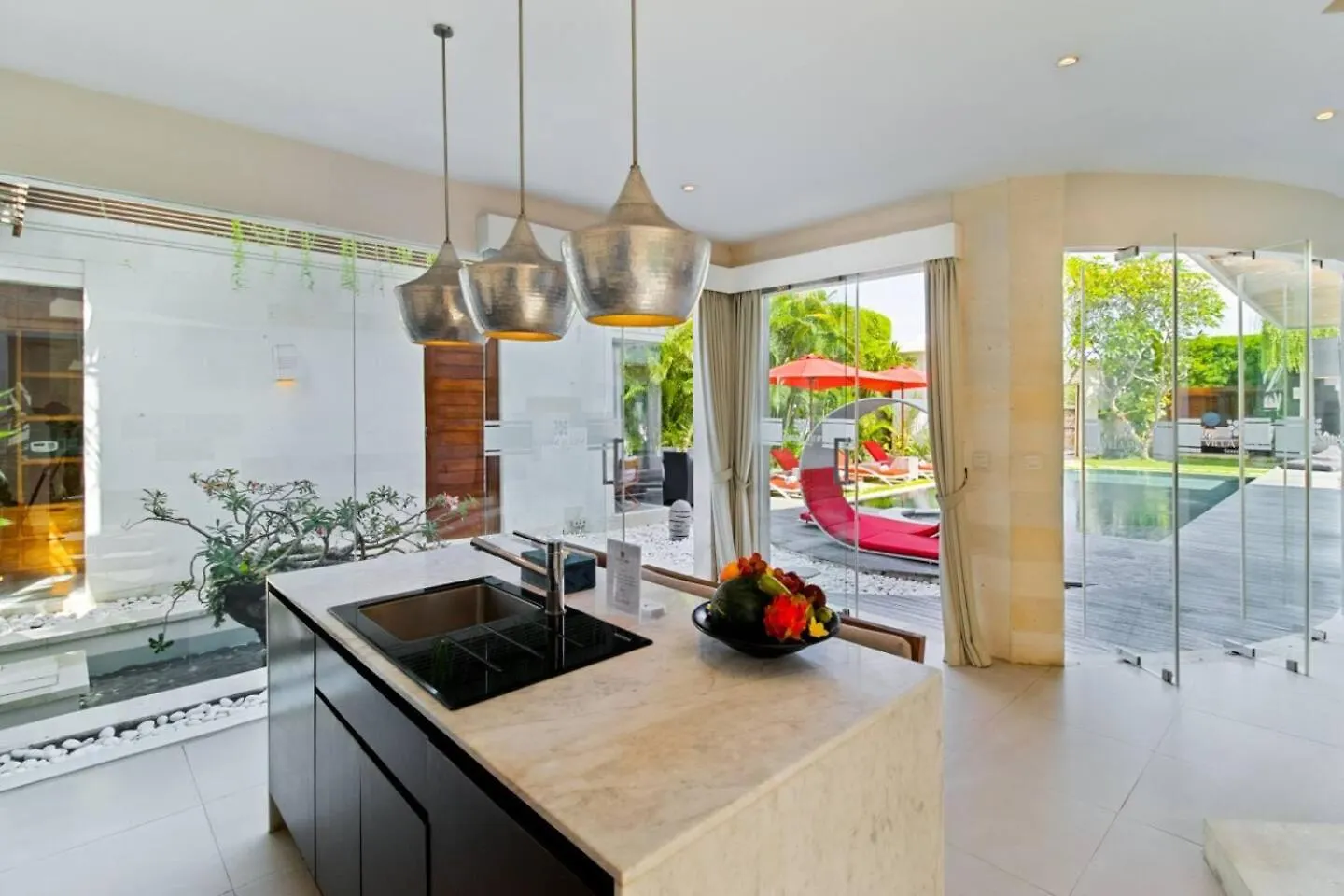 Villa Miro - Luxury, 3 Bed, Central Seminyak